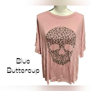Blue Buttercup tee pink new with tags womens size small